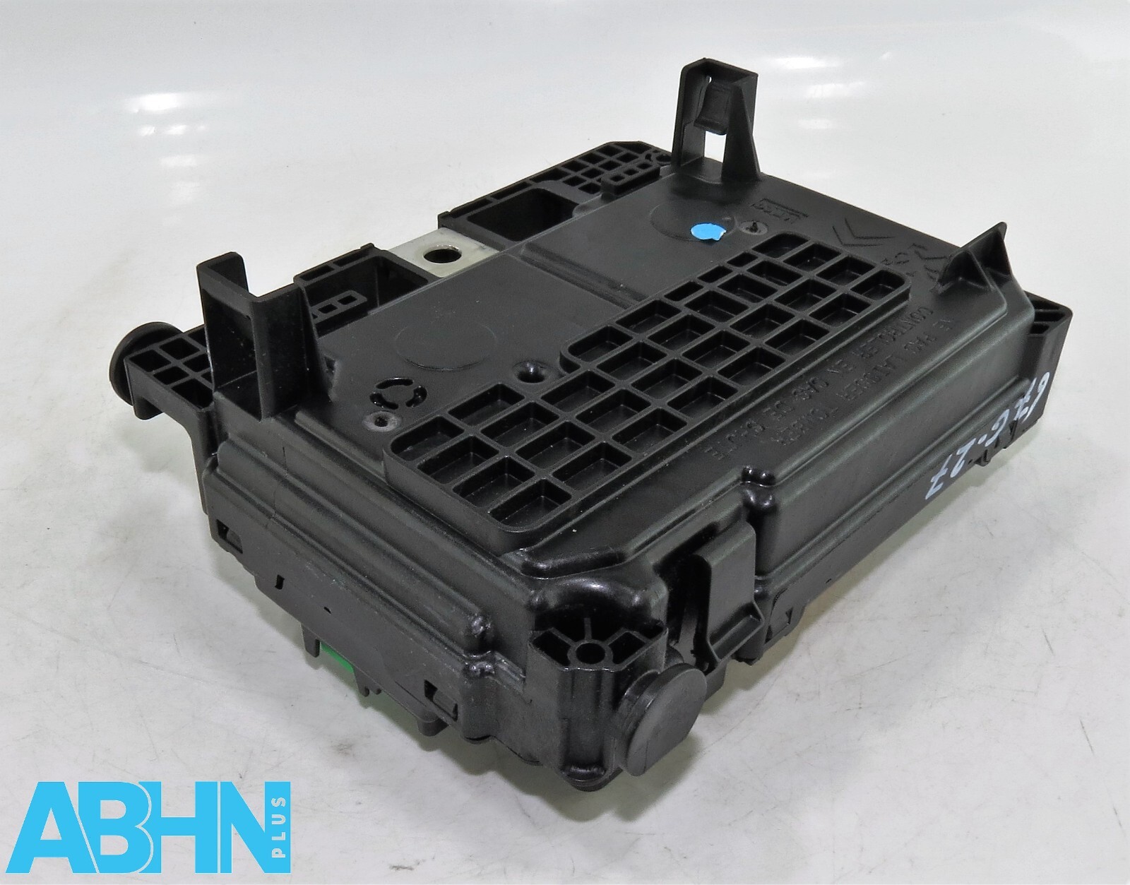 Citroen C3 207 DS3 /09-16 BSM-R08-00 Fuse & Relay Box 9667199680 Valeo HW:8 SW:8 - Image 2