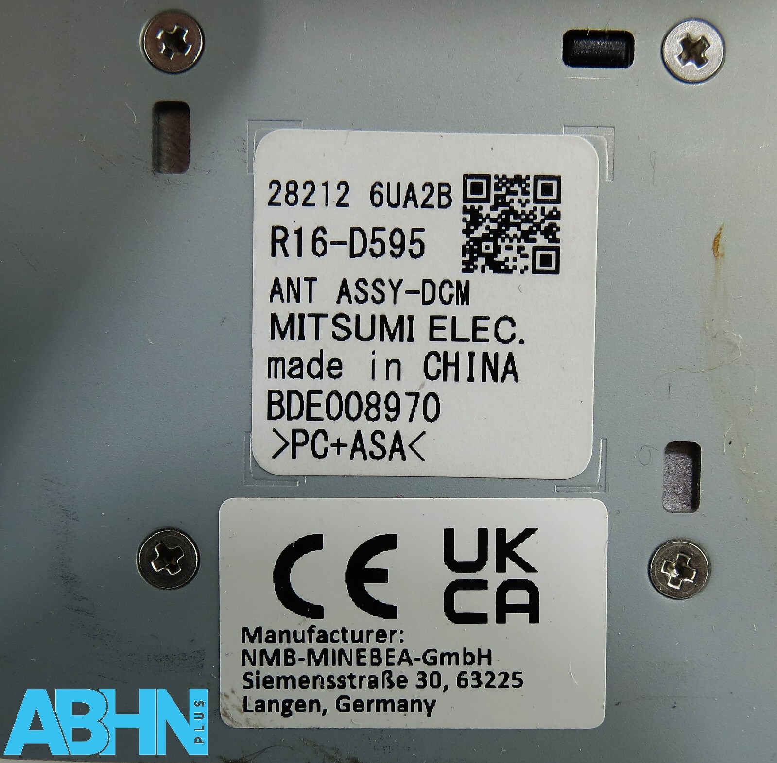 282126UA2B Nissan Qashqai J12 Genuine Aerial Frequency Antenna Amplifier Unit - Image 7