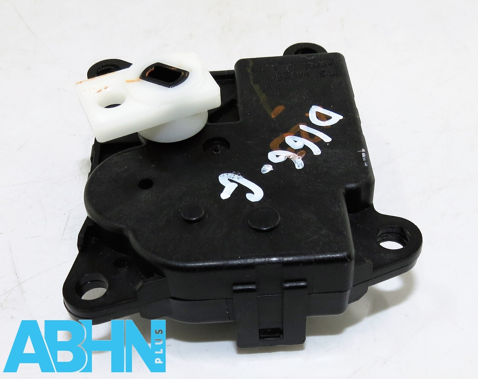 277316UA0A Nissan Qashqai J12 Genuine Electric A/C Heater Flap Actuator Motor - Image 4
