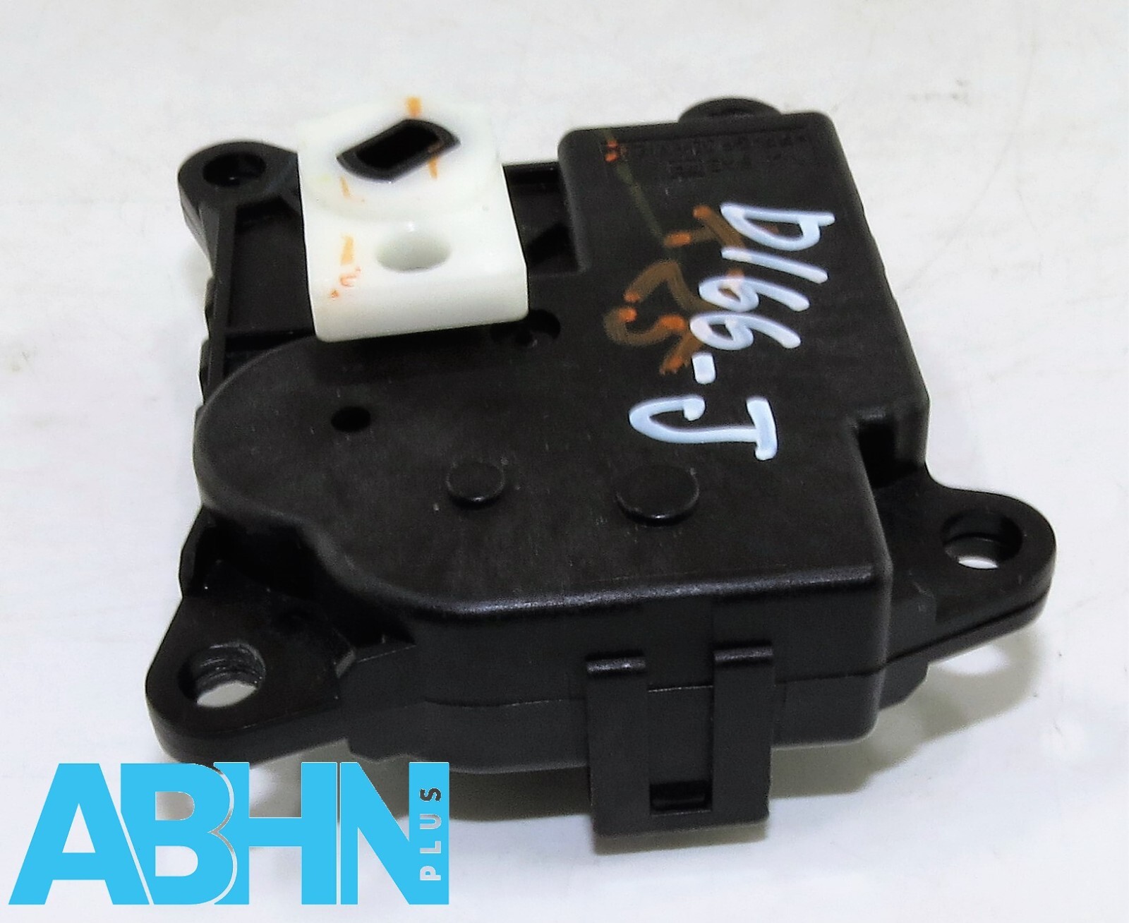 277326RF0A Nissan Qashqai J12 Genuine Electric A/C Heater Flap Actuator Motor - Image 2