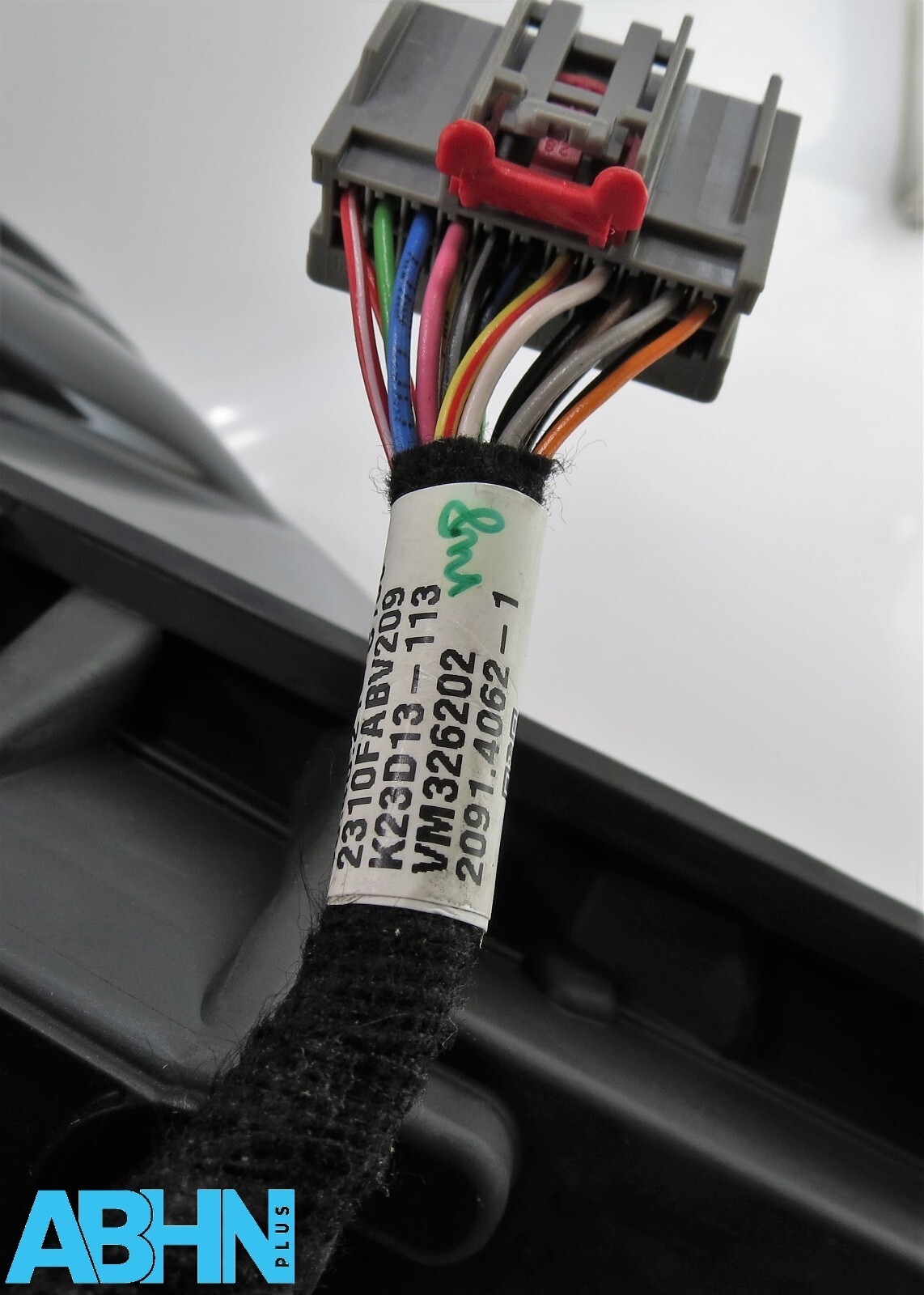 Discovery Sport L550 LHD Right Side Door Mirror Camera 17 Wires MK72-17682-JUB - Image 12