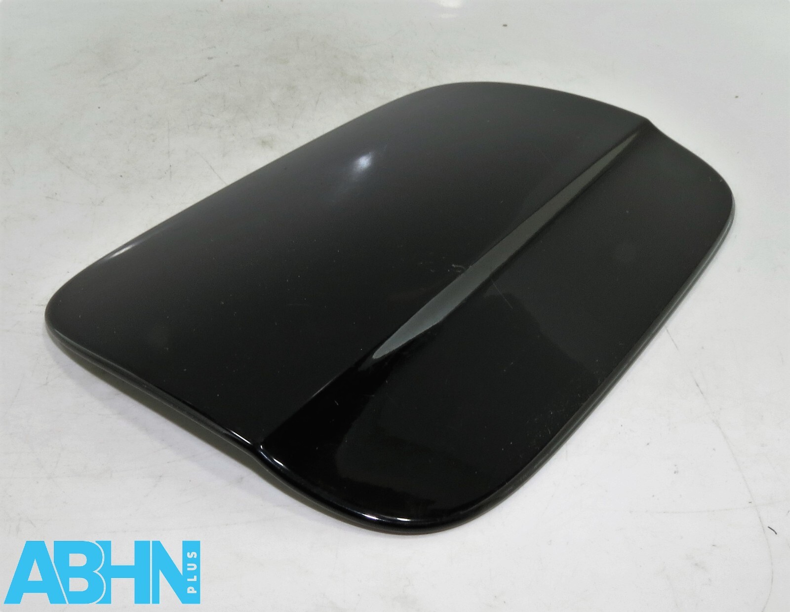 Audi A4 8K2 B8 (2008-2015) Saloon Fuel Flap Cover 8K0809907 Solid Black L/AV LR2 - Image 4