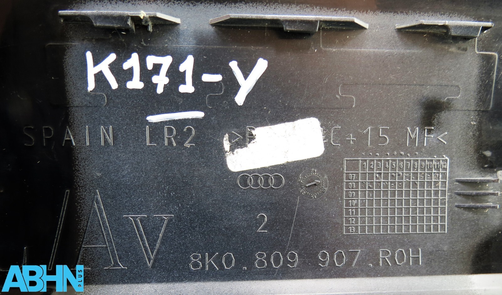 Audi A4 8K2 B8 (2008-2015) Saloon Fuel Flap Cover 8K0809907 Solid Black L/AV LR2 - Image 8