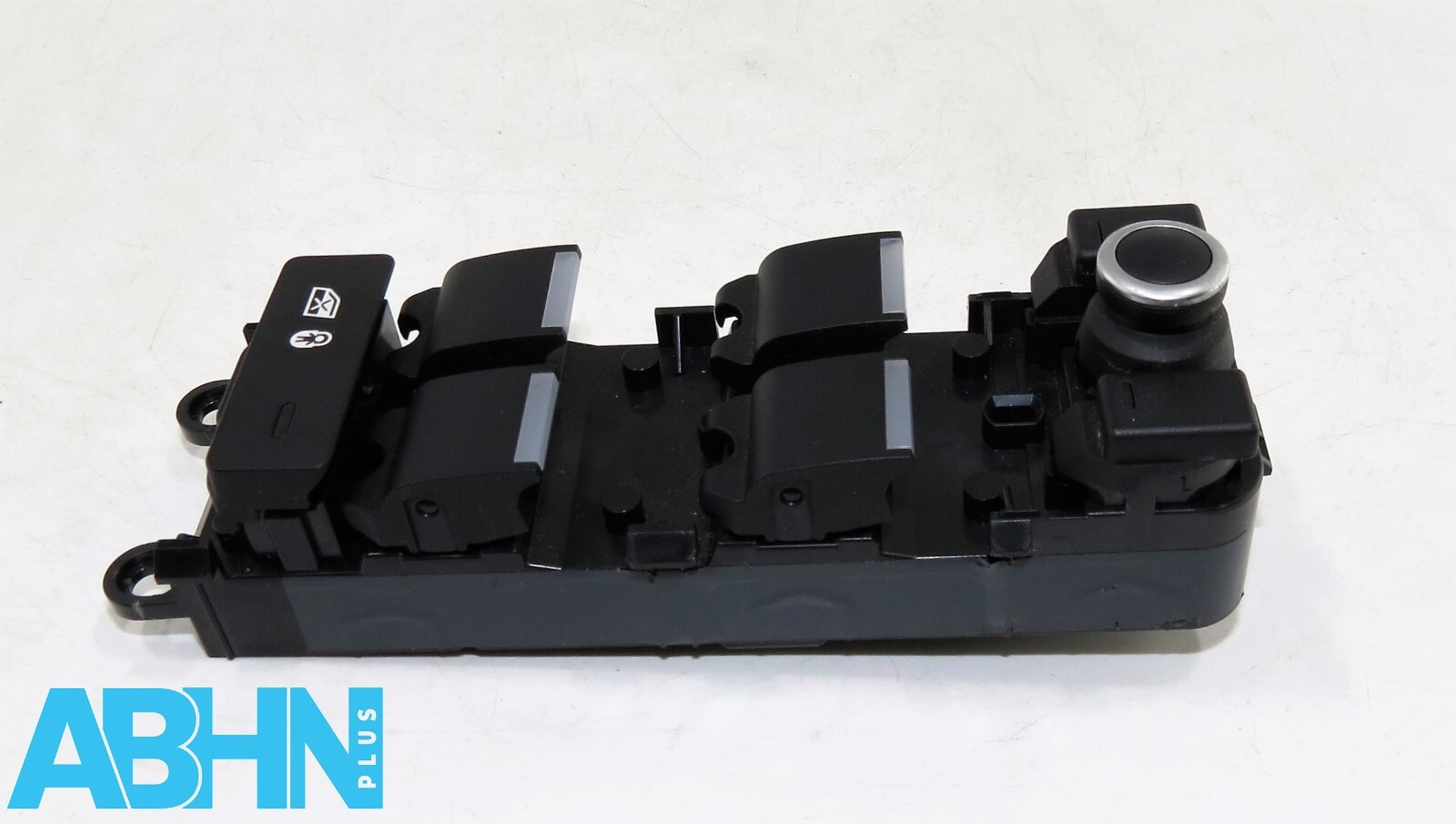 CPLA14540AF Land Rover Discovery V/ 5L462 Genuine Drivers Electric Window Switch - Image 3