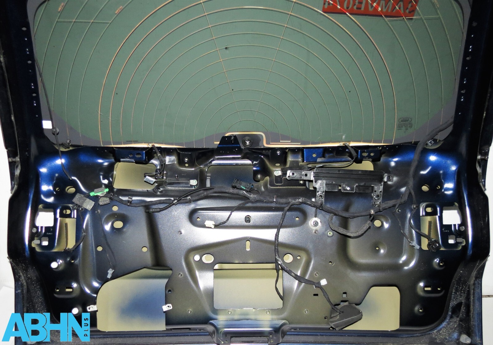 LR Discovery Sport L550 OEM Tailgate Window Factory Tinted Glass Portofino Blue - Image 11