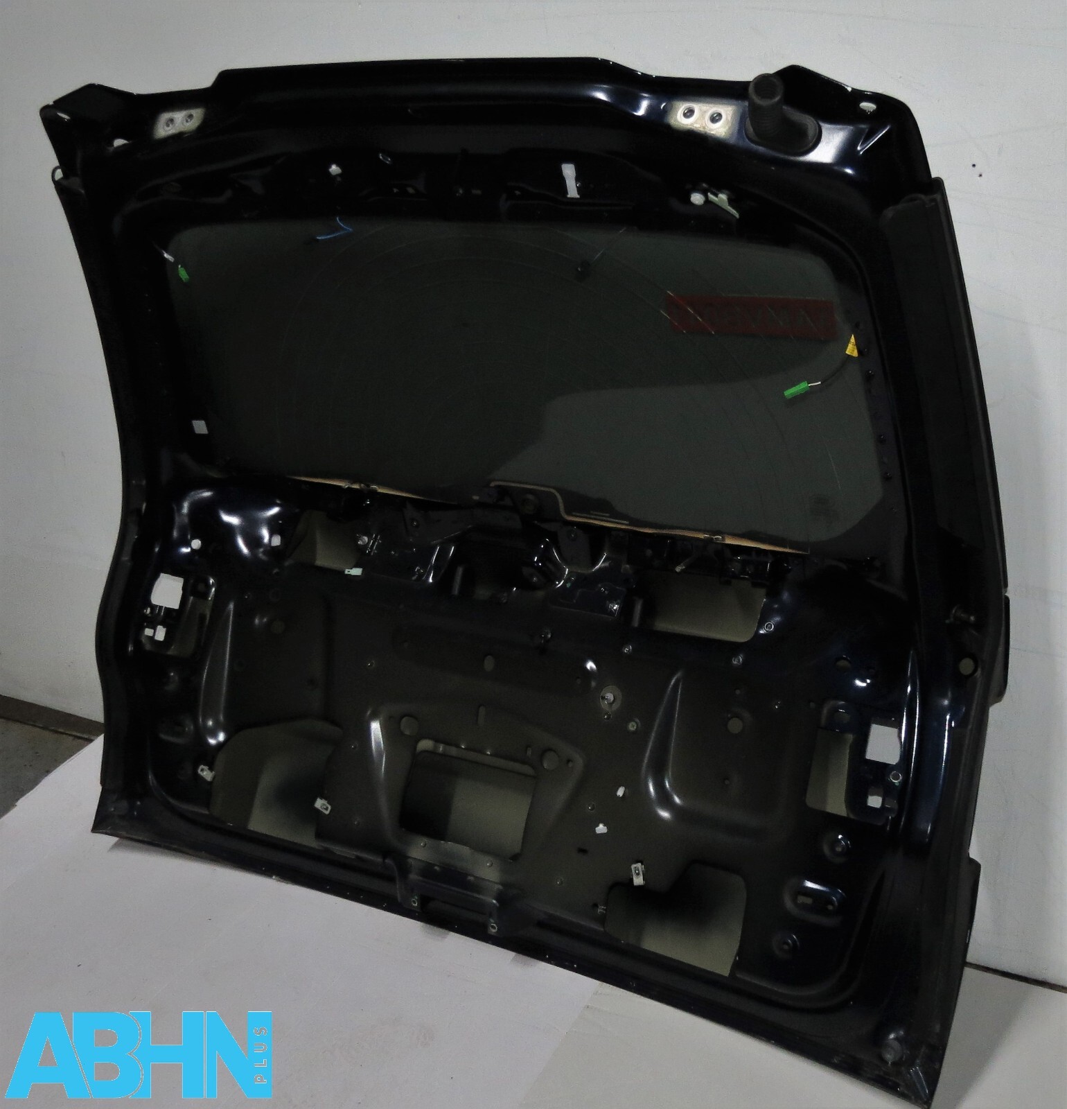 LR Discovery Sport L550 OEM Tailgate Window Factory Tinted Glass Portofino Blue* - Image 9