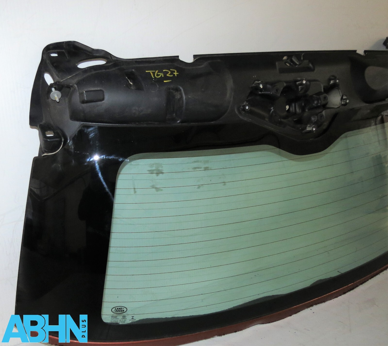 Land Rover Discovery 5/V (15-25) L462 Genuine Tailgate Window Non-Tinted Glass - Image 4