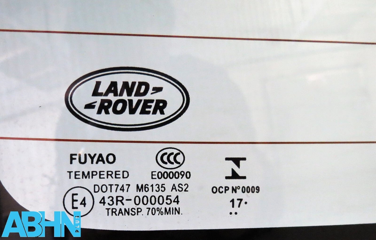 Land Rover Discovery 5/V (15-25) L462 Genuine Tailgate Window Non-Tinted Glass - Image 8