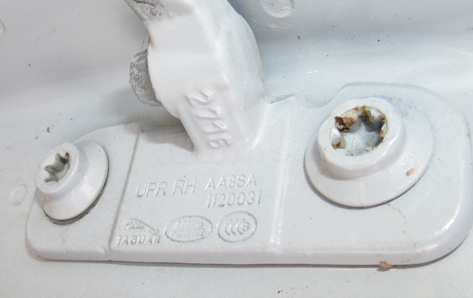 Land Rover Discovery V 5 L462 O/S Right Hand Side Bare Door Panel Yulong White - Image 11