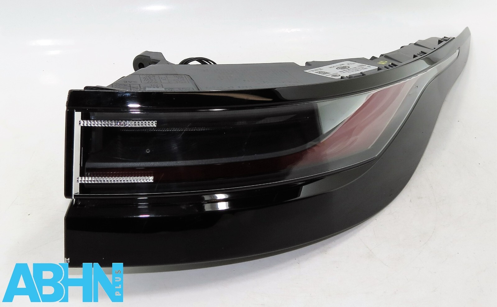 R8D2-13404-A LR Range Rover Evoque L551 (2024) Right Rear Outer Light Assy - Image 5