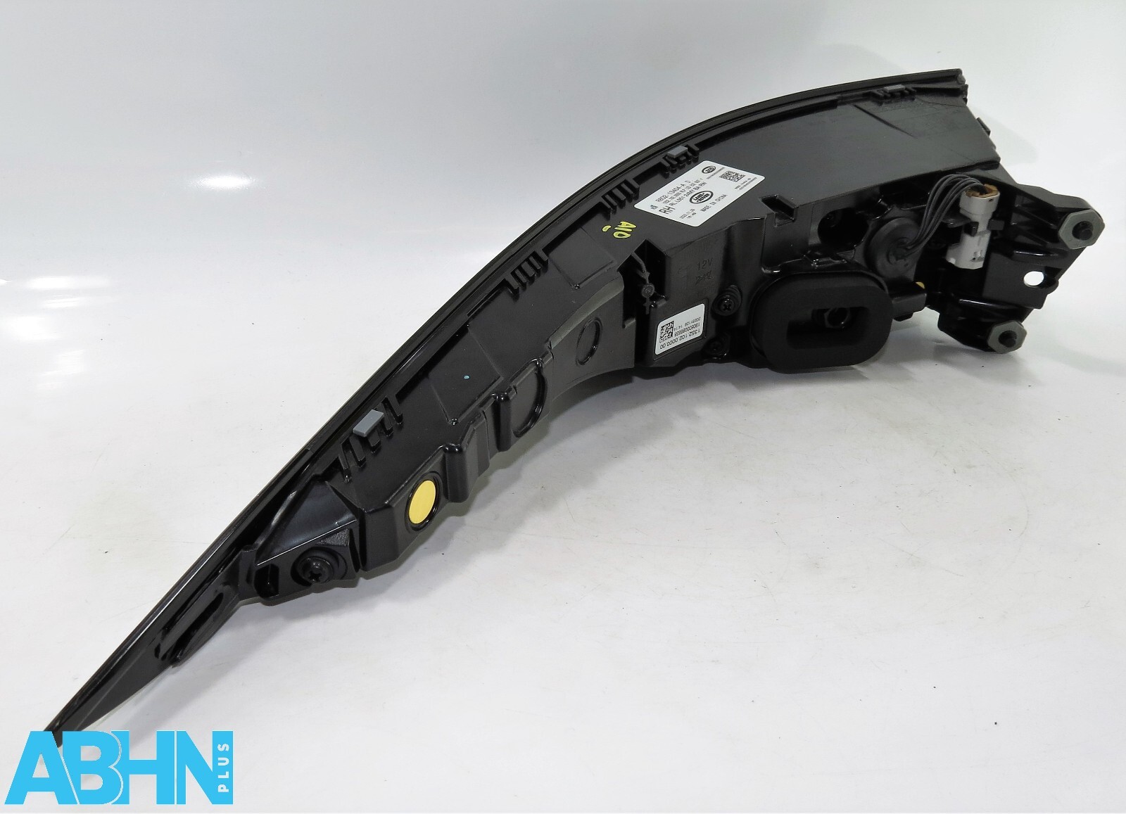 R8D2-13404-A LR Range Rover Evoque L551 (2024) Right Rear Outer Light Assy - Image 6