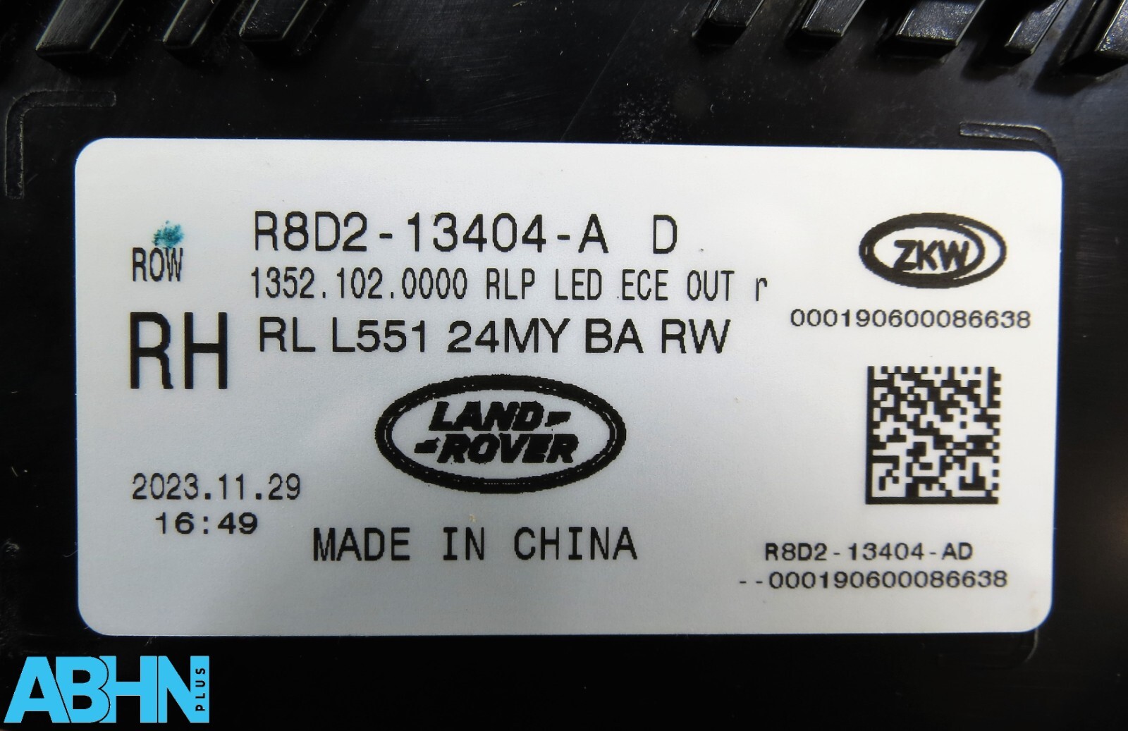 R8D2-13404-A LR Range Rover Evoque L551 (2024) Right Rear Outer Light Assy - Image 16