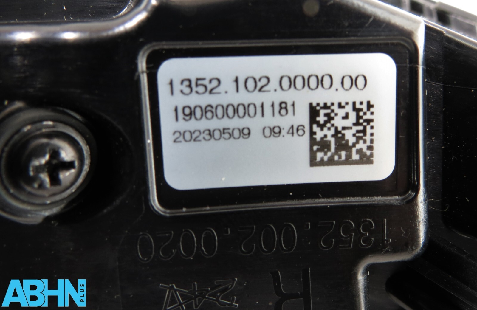 R8D2-13404-AC LR Range Rover Evoque L551 (2024) Right Rear Body Outer Light Assy - Image 14