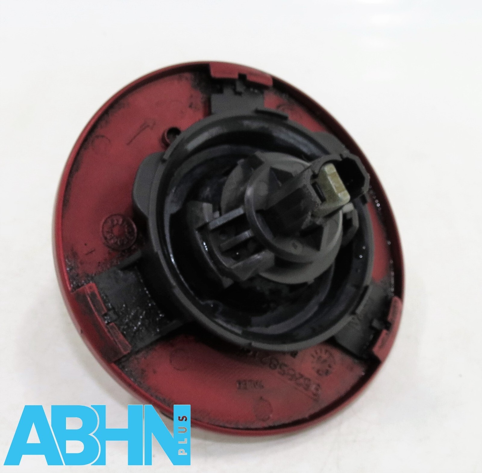 Peugeot 206 Hatch cc SW /98-08 Fuel Flap Cover + Key Fob 9628582180 Metallic Red - Image 2