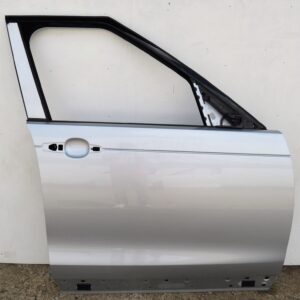 Land Rover Discovery V 5 L462 O/S Right Hand Side Bare Door Panel Hakuba Silver