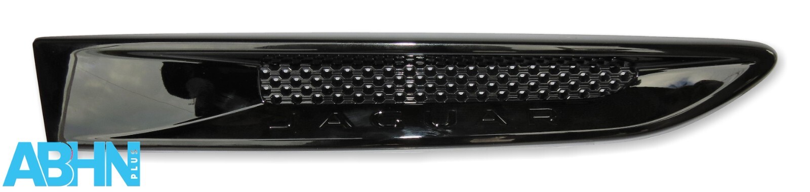 GX7M280B10BD Jaguar F Pace X761 Genuine Right Side Wing Fender Vent Trim Black - Image 3