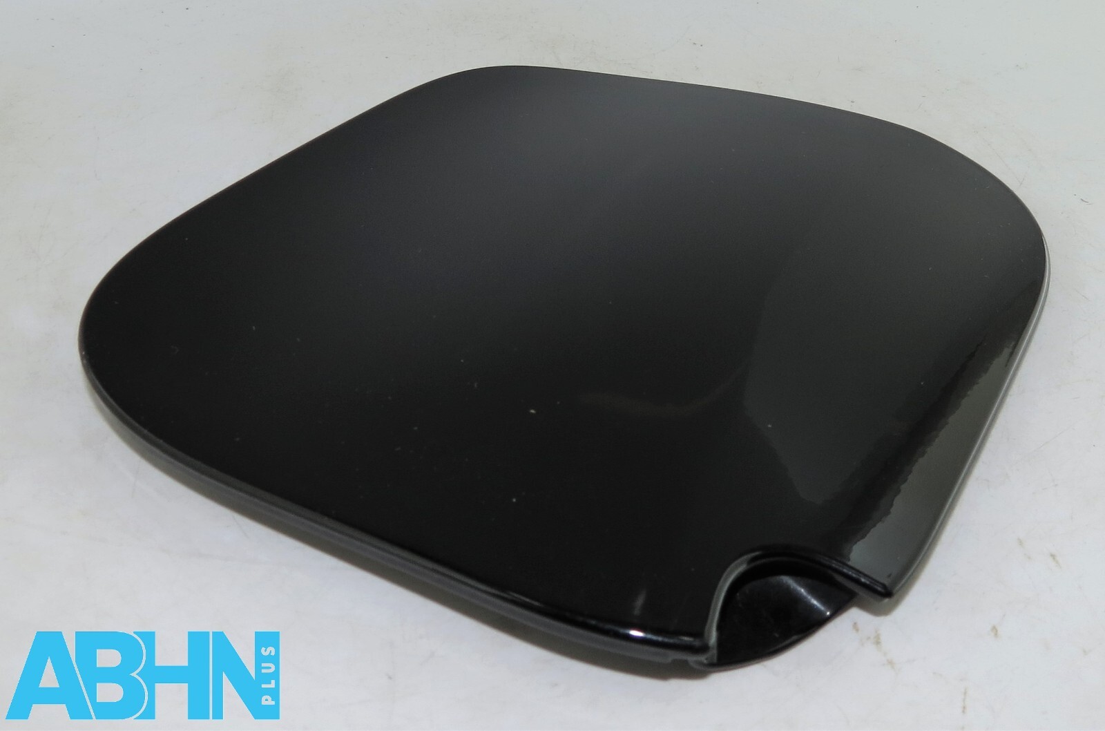 Renault Captur MK1 H5 J5 (2013 - 2020) Fuel Flap Cover 788308479R Met Black X87 - Image 4