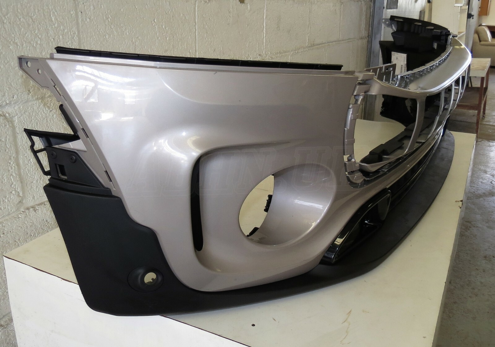 Fits Mini Clubman S F54 Sport Genuine Bare Front Bumper PDC Holes Rooftop Grey - Image 5