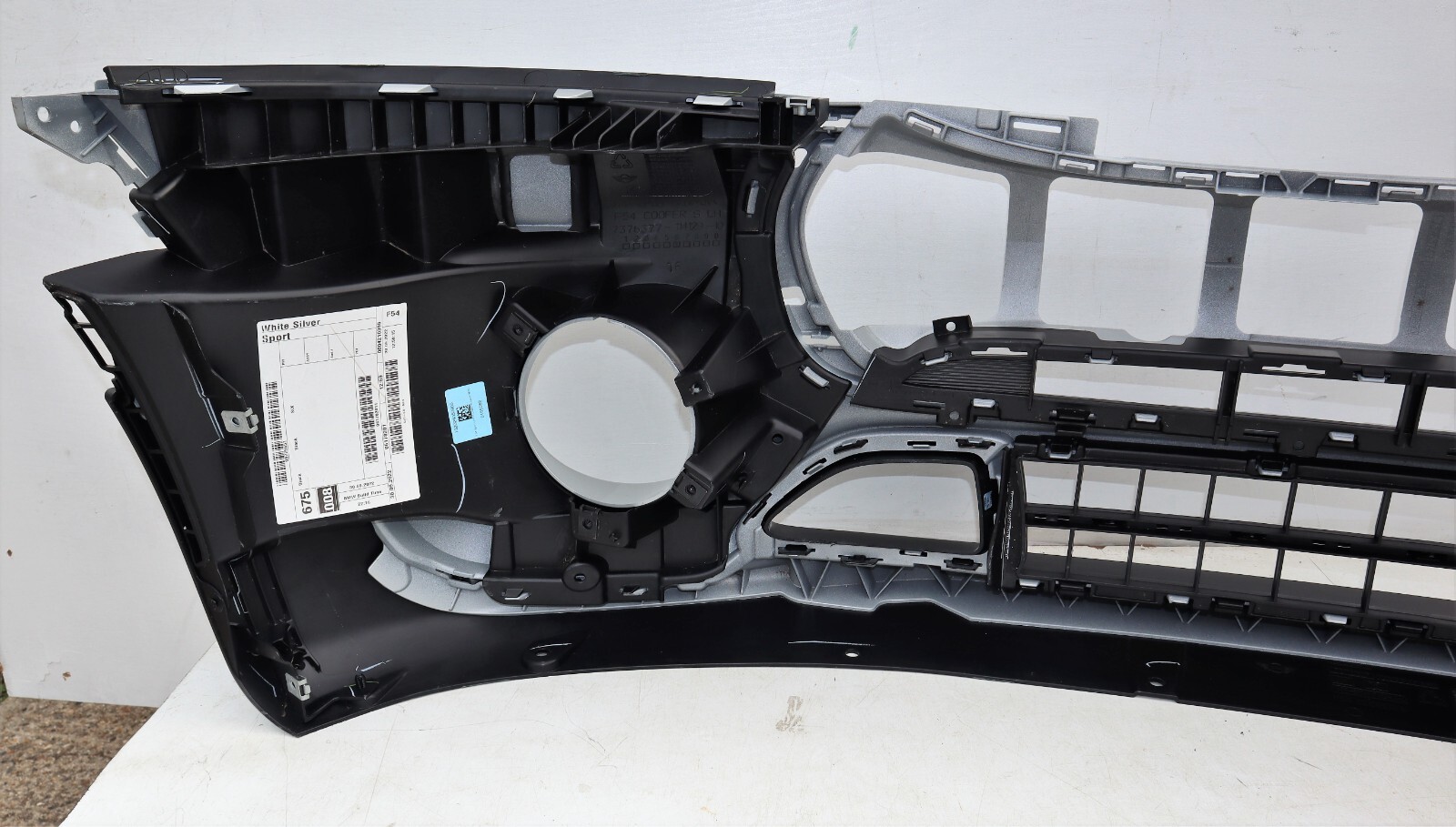 Mini Clubman F54 Sport Genuine Front Bumper 2 PDC Fog Light White Silver * - Image 9