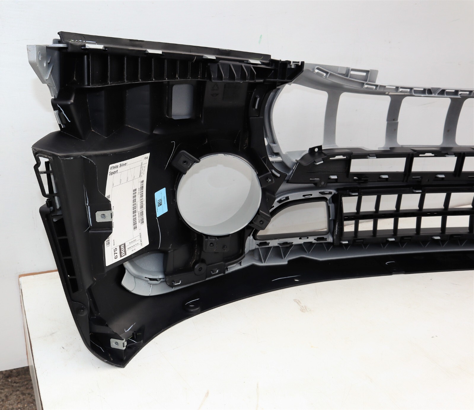 Mini Clubman F54 Sport Genuine Front Bumper 2 PDC Fog Light White Silver * - Image 10