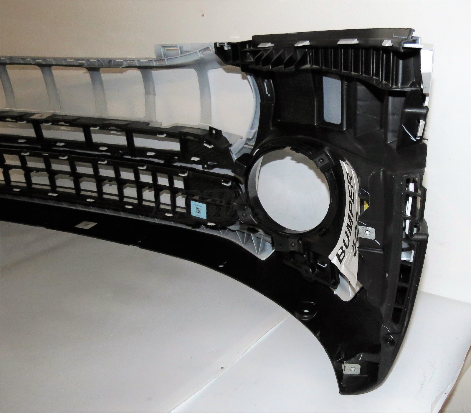 Mini Clubman Mini One F54 LCi2 2014-19 Front Bumper Fog PDC Nanuq White - Image 9