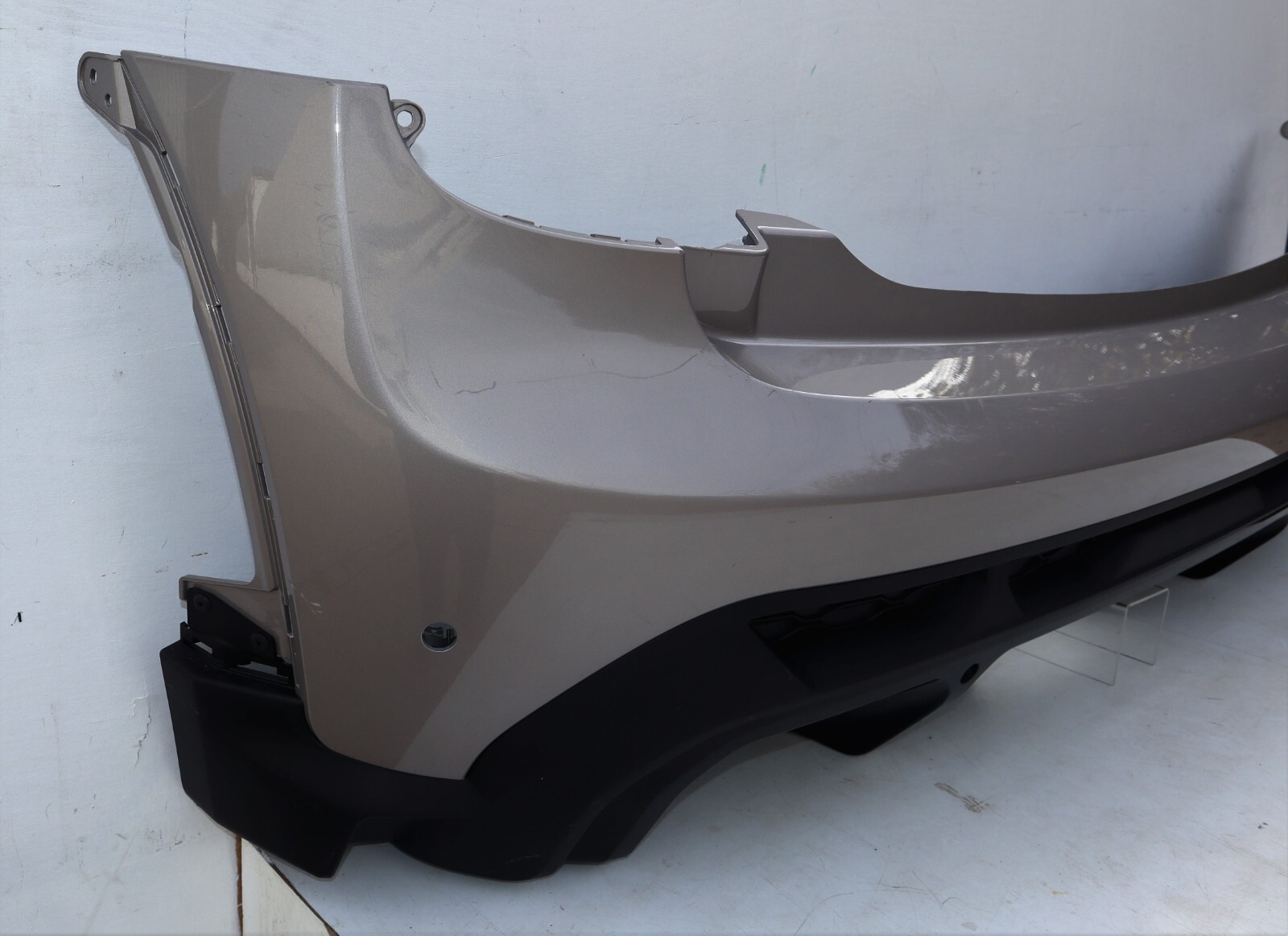 Mini Cooper JCW F56 LCi2 Rear Complete Bumper Rooftop Grey 4 PDC Hole Tow Fog - Image 3