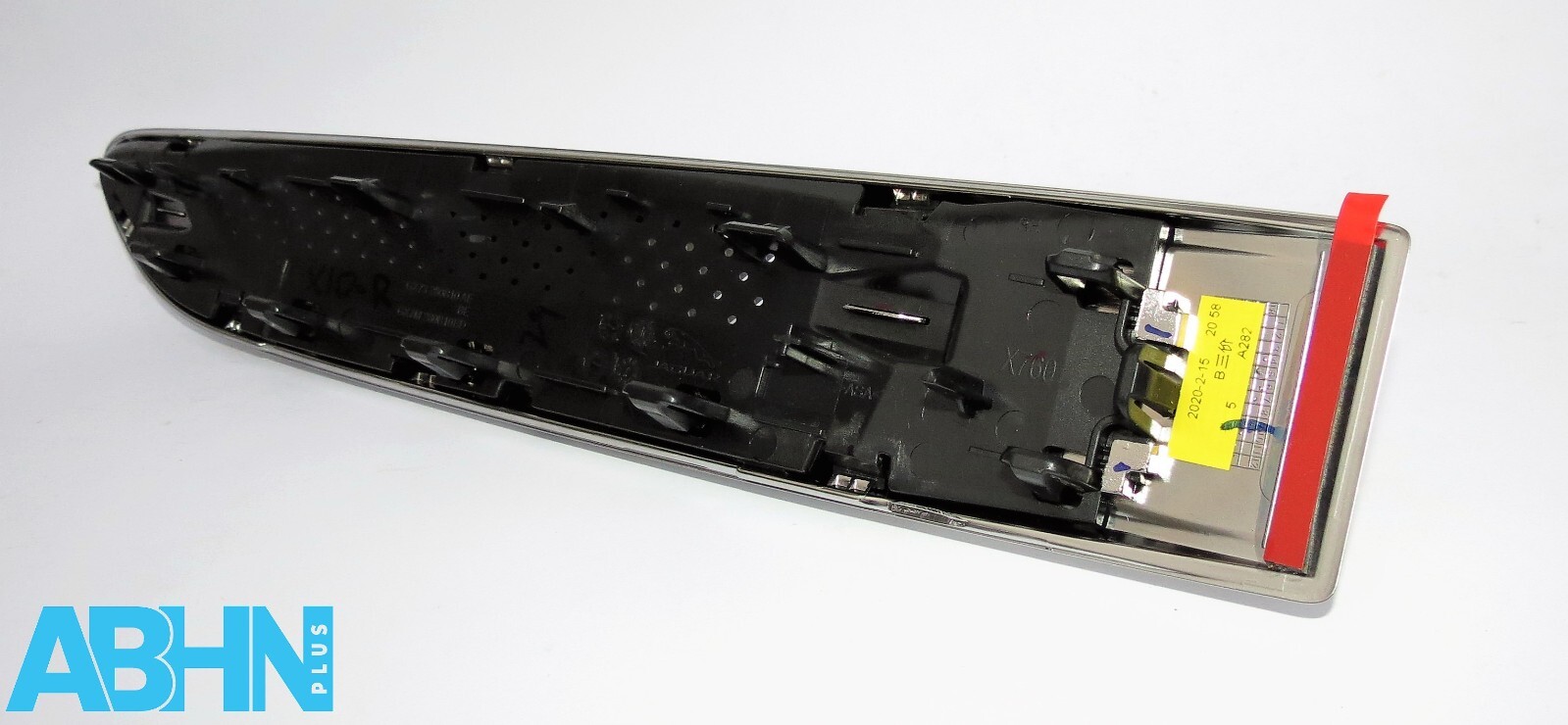 GX73-280B10-BE Jaguar F-Pace Genuine Right Side Wing Fender Grill Noble Chrome - Image 7