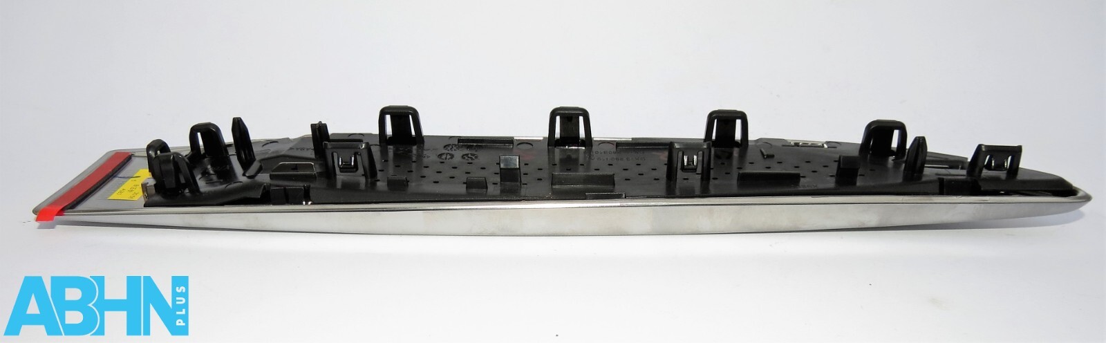 GX73-280B10-BE Jaguar F-Pace Genuine Right Side Wing Fender Grill Noble Chrome - Image 8