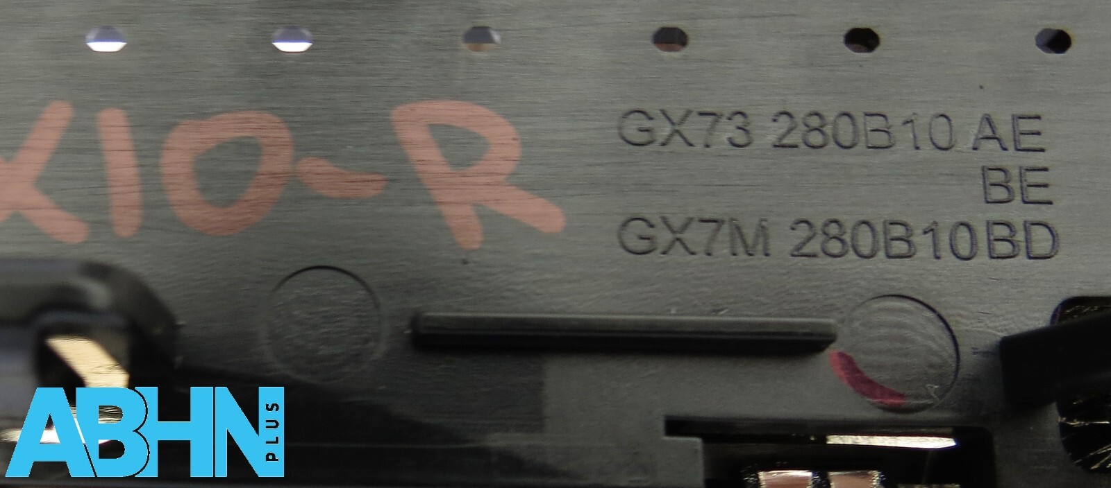 GX73-280B10-BE Jaguar F-Pace Genuine Right Side Wing Fender Grill Noble Chrome - Image 11