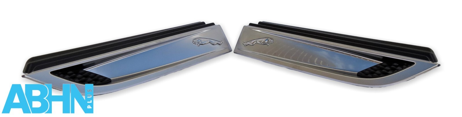 Jaguar F-Type X152 Genuine Pair Left + Right Side Wing Fender Vent Grill Chrome