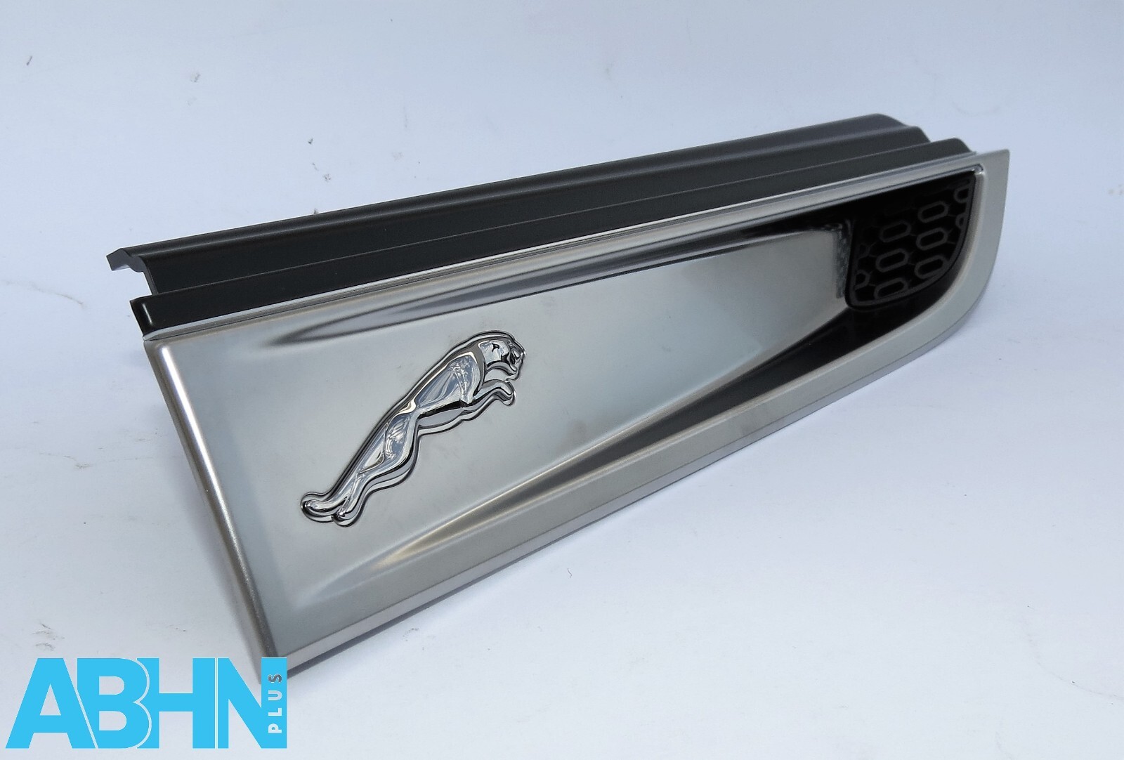 Jaguar F-Type X152 Genuine Pair Left + Right Side Wing Fender Vent Grill Chrome - Image 11