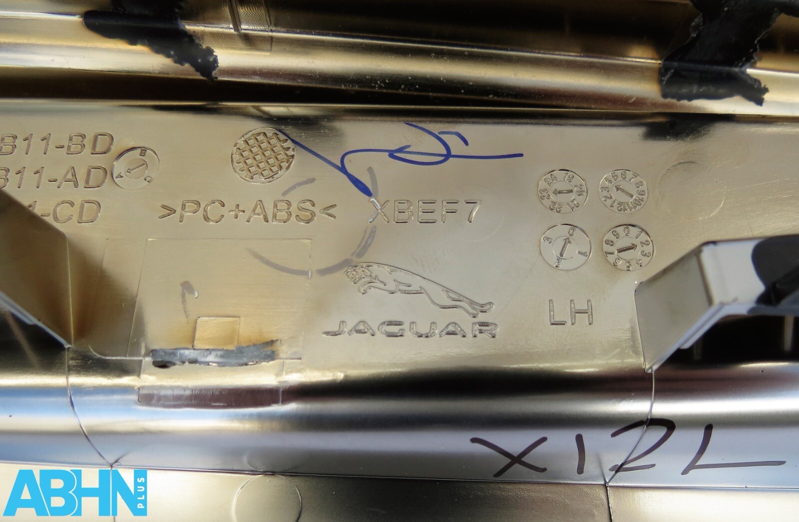 Jaguar F-Type X152 Genuine Pair Left + Right Side Wing Fender Vent Grill Chrome - Image 21