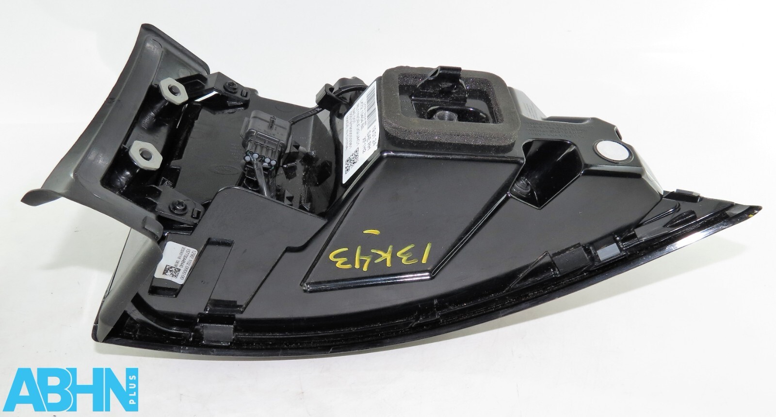 LK7213404BE Discovery Sport L550 2019-24 Genuine Right LED Outer Tail Light Lamp - Image 10