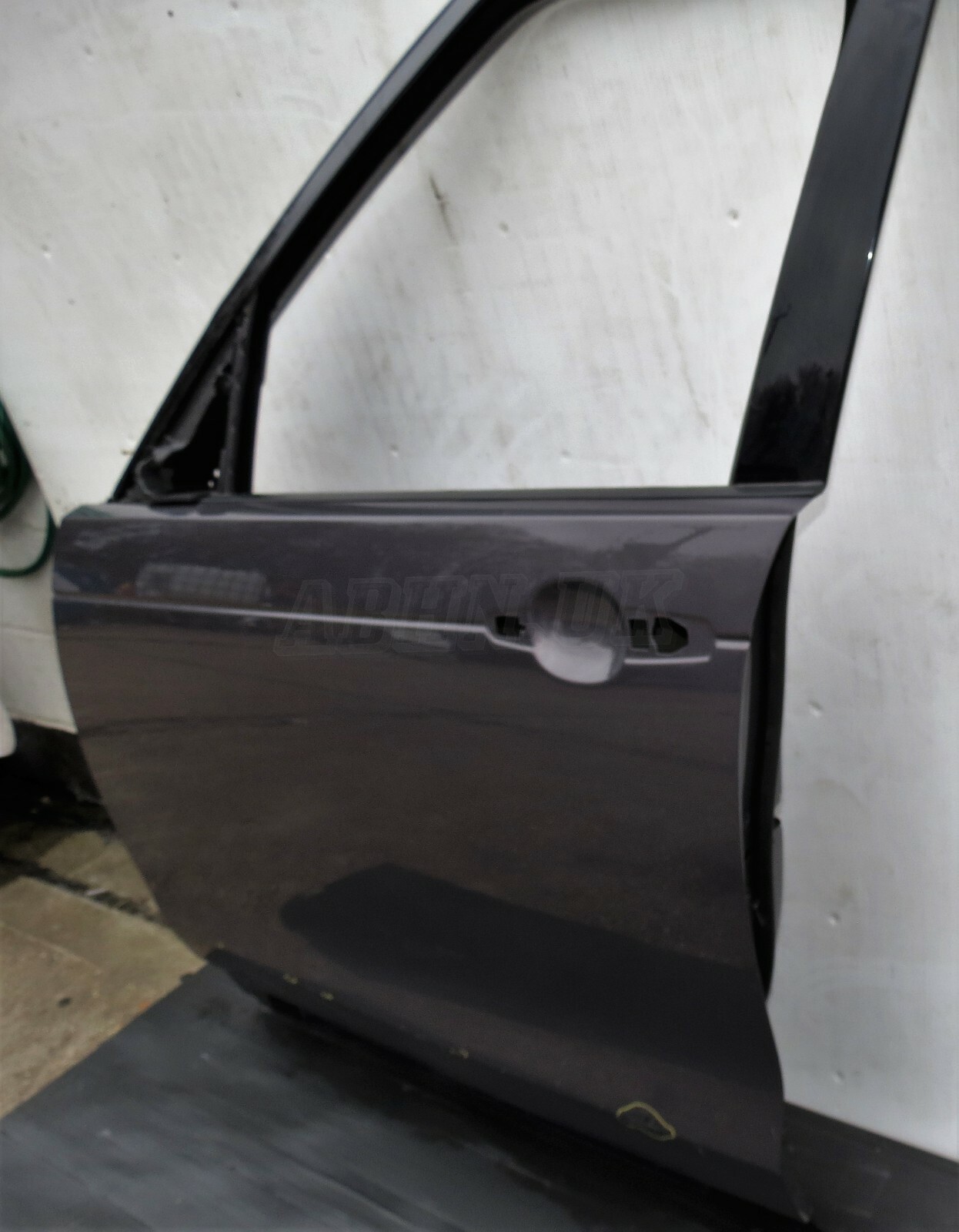 Land Rover Discovery 5/ V Genuine Left LH Side Bare Door Panel Dark Grey Met - Image 3