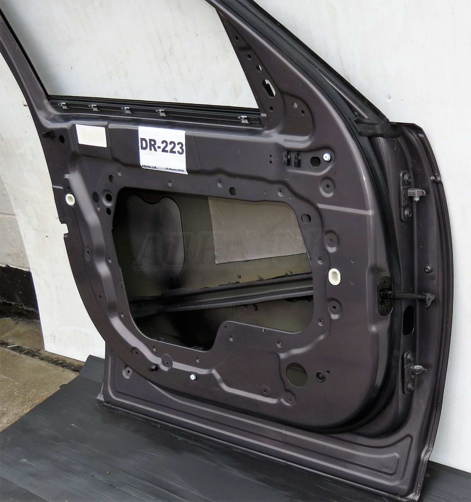 Land Rover Discovery 5/ V Genuine Left LH Side Bare Door Panel Dark Grey Met - Image 9