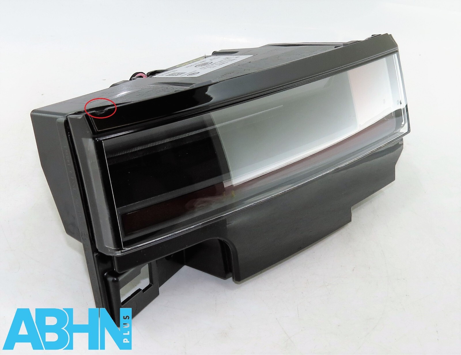 R8D213A421AD Range Rover Evoque L551 2024 Genuine Rear Left Tailgate Light BA RW - Image 4