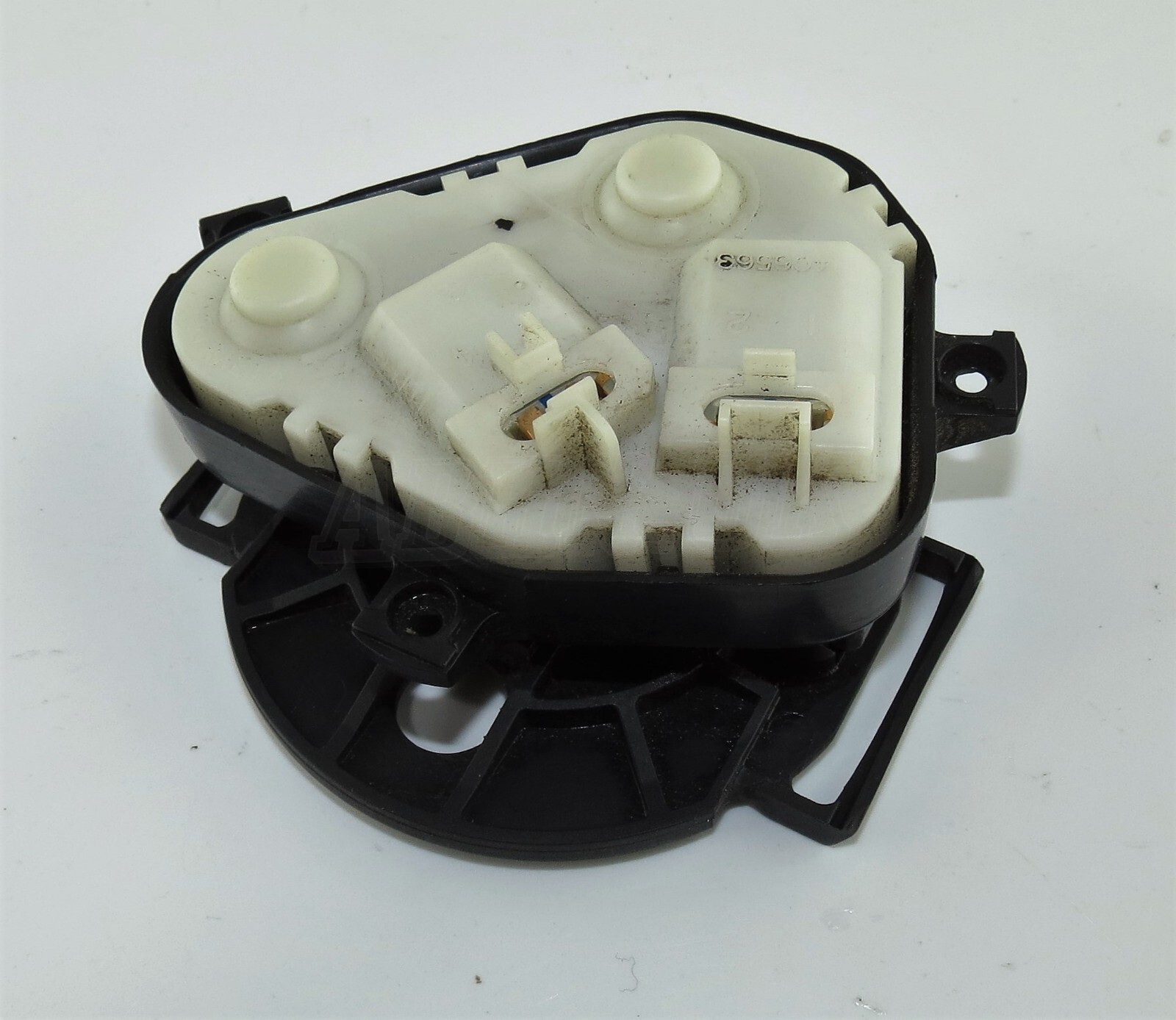 Toyota Avensis T22 (97-03) Left Side Door Mirror Motor (Actuator) 1406563 LH - Image 3