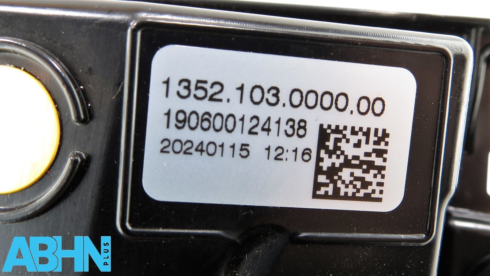 R8D213A421AD Range Rover Evoque L551 24 Genuine Rear Left Tailgate Light BA RW 5 - Image 10