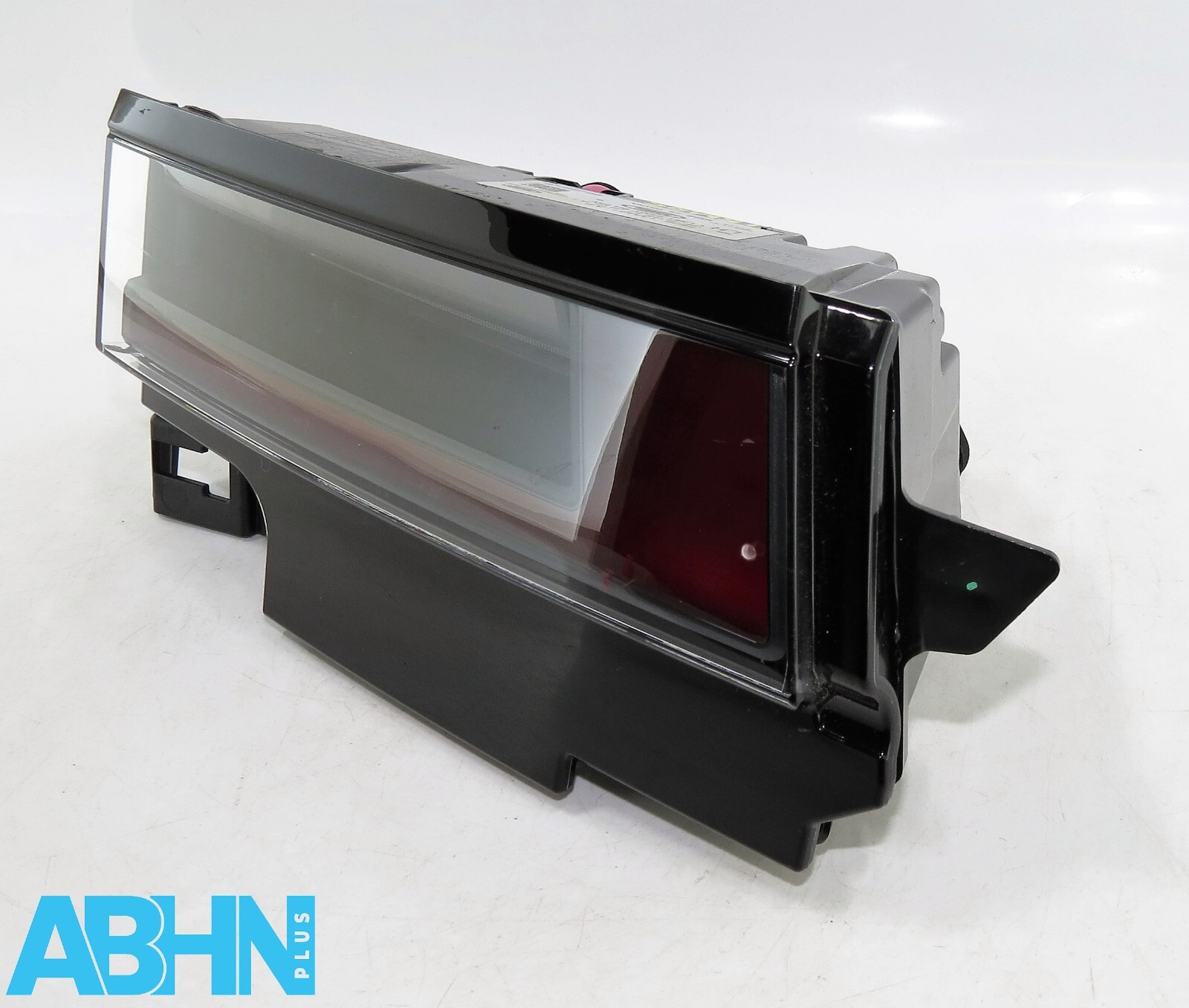 R8D213A421AD Range Rover Evoque L551 24 Genuine Rear Left Tailgate Light BA RW 6 - Image 6
