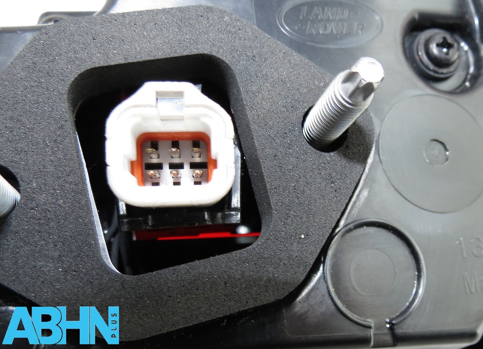 R8D213A421AD Range Rover Evoque L551 24 Genuine Rear Left Tailgate Light BA RW 6 - Image 11