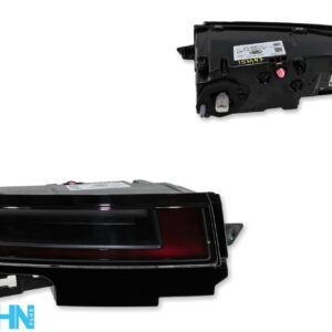 R8D213A421AD Range Rover Evoque L551 24 Genuine Rear Left Tailgate Light BA RW 8