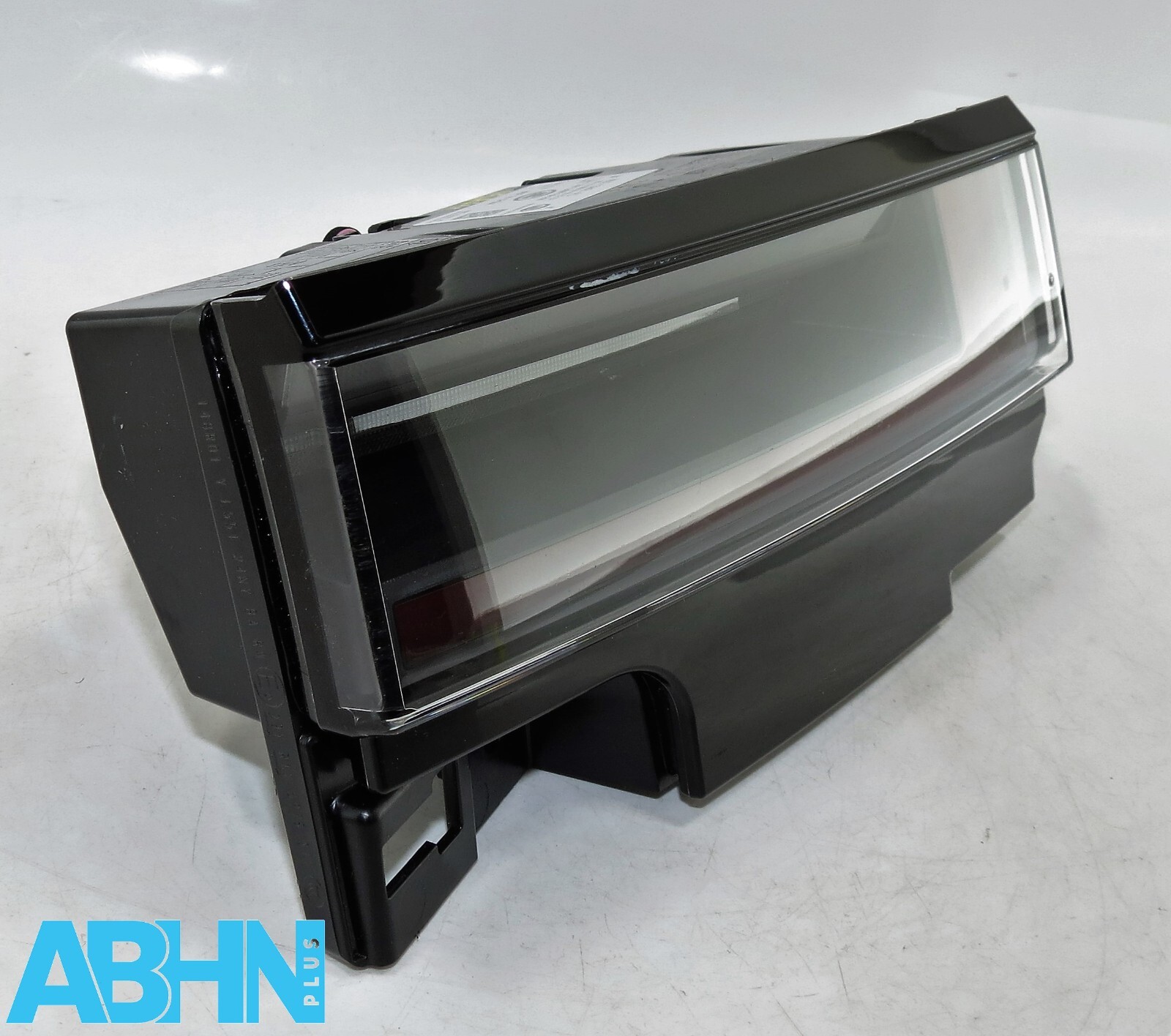 R8D213A421AD Range Rover Evoque L551 24 Genuine Rear Left Tailgate Light BA RW 1 - Image 4