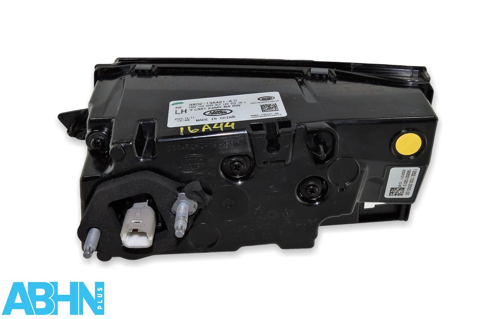 R8D213A421AD Range Rover Evoque L551 24 Genuine Rear Left Tailgate Light BA RW 4 - Image 3