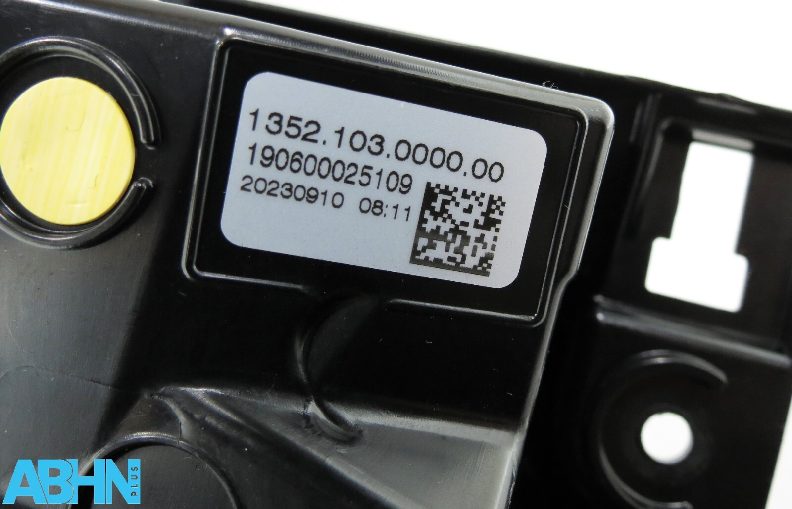 R8D213A421AC Range Rover Evoque L551 24 Genuine Rear Left Tailgate Light BA RW 8 - Image 11