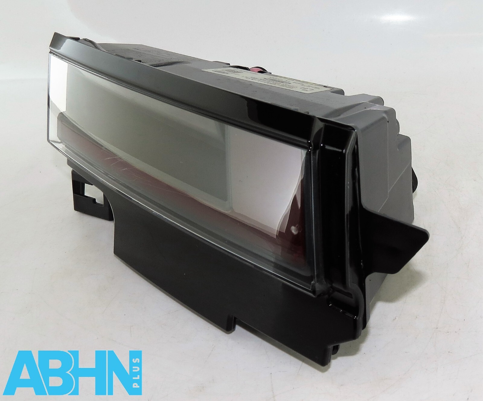 R8D213A421AC Range Rover Evoque L551 24 Genuine Rear Left Tailgate Light BA RW 1 - Image 6