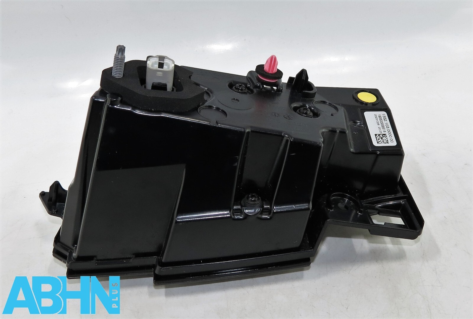 R8D213A421AC Range Rover Evoque L551 24 Genuine Rear Left Tailgate Light BA RW 1 - Image 8