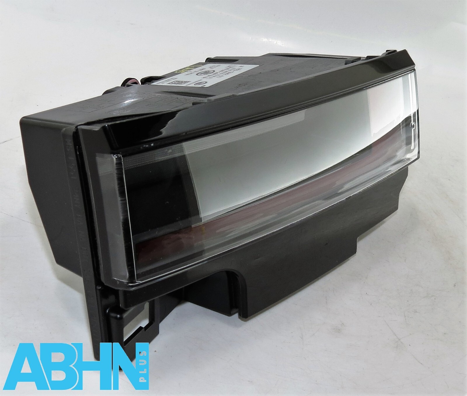 R8D213A421BD Range Rover Evoque L551 24 Genuine Rear Left Tailgate Light BA NA 5 - Image 4