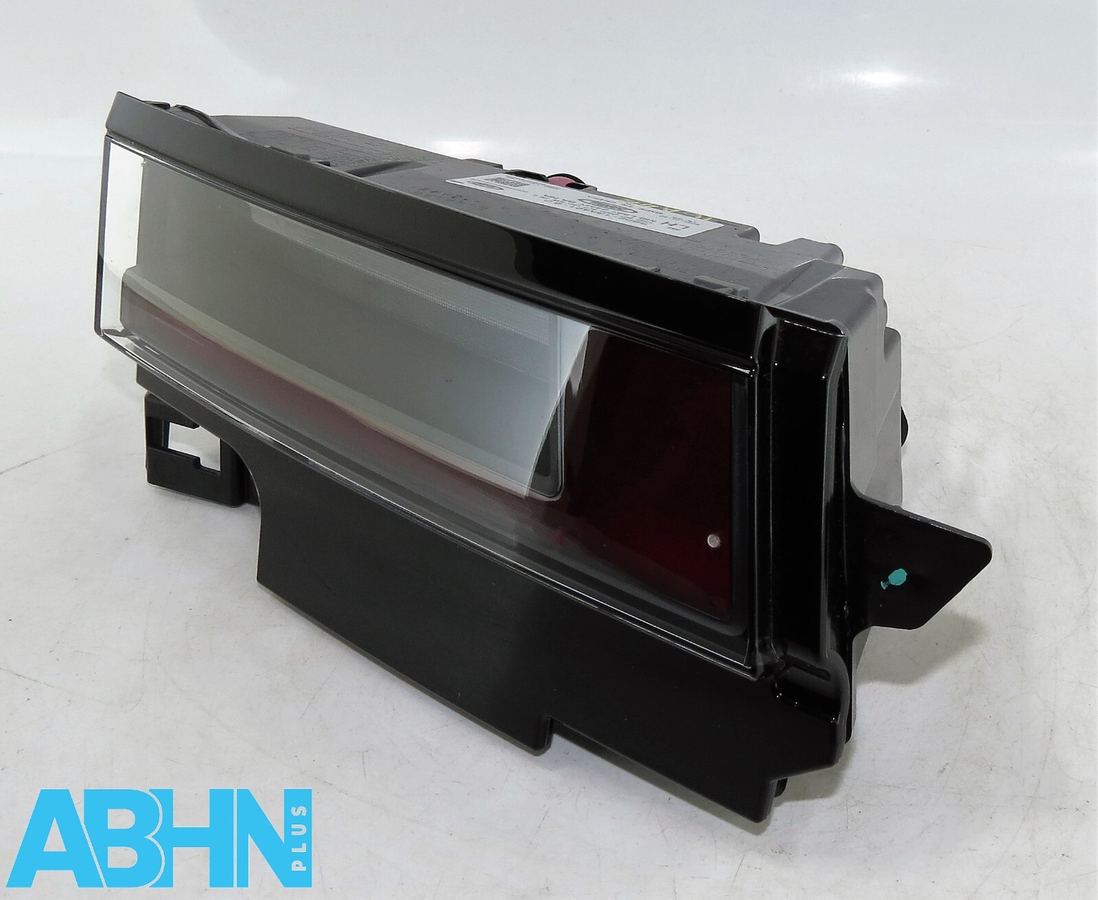 R8D213A421BD Range Rover Evoque L551 24 Genuine Rear Left Tailgate Light BA NA 5 - Image 6