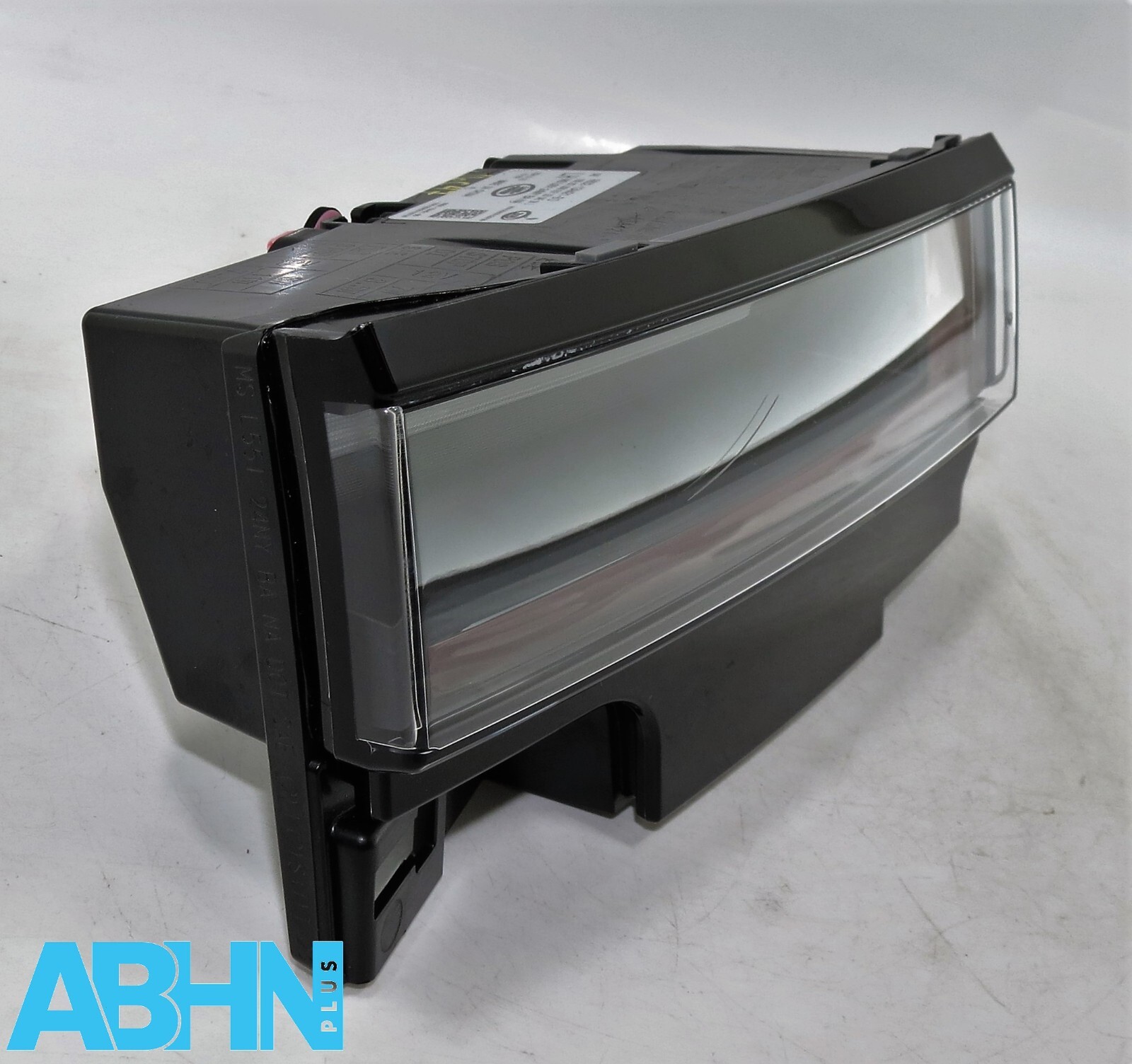 R8D213A421BD Range Rover Evoque L551 24 Genuine Rear Left Tailgate Light BA NA 7 - Image 4