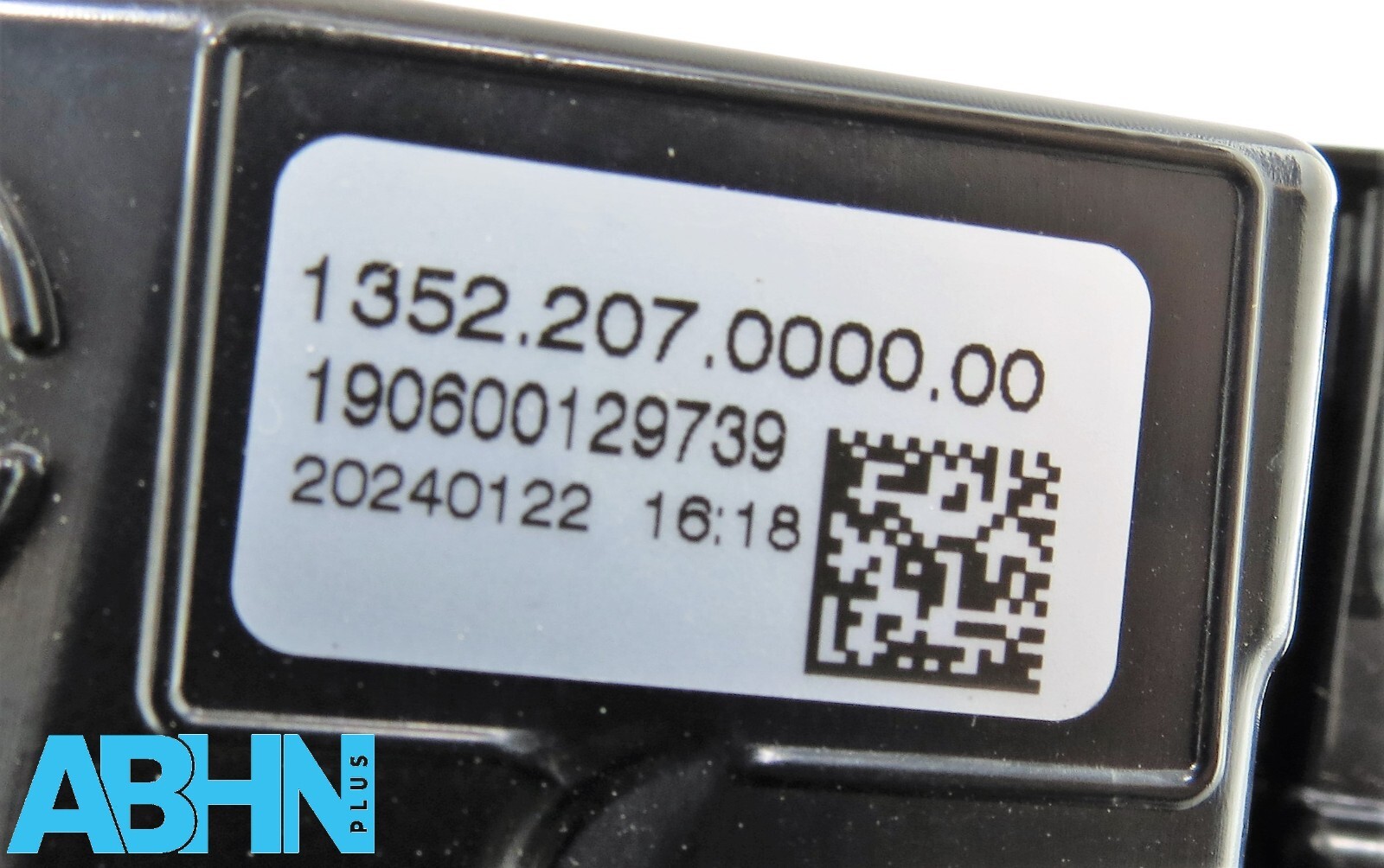 R8D213A421BD Range Rover Evoque L551 24 Genuine Rear Left Tailgate Light BA NA 7 - Image 8